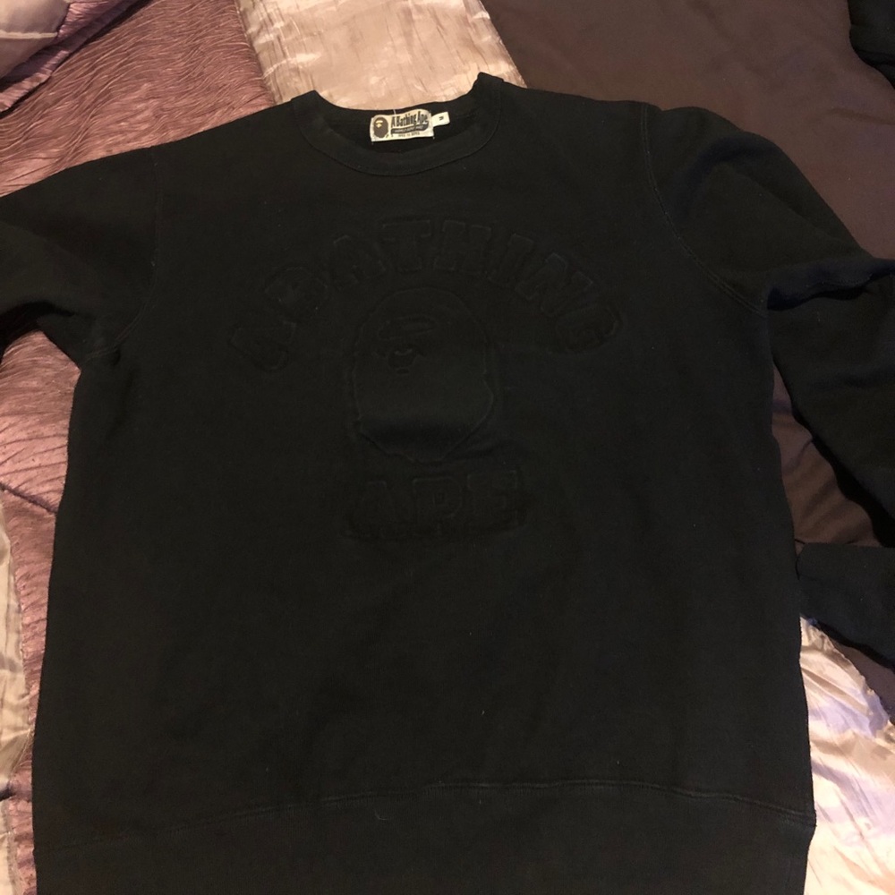 Bathing ape crewneck sweater